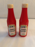 1970 Heinz Ketchup plastic 4” Salt and Pepper Shakers from Pittsburgh PA