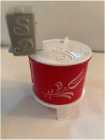 1950s plastic washing machine sugar bowl with salt and pepper shakers as wringer